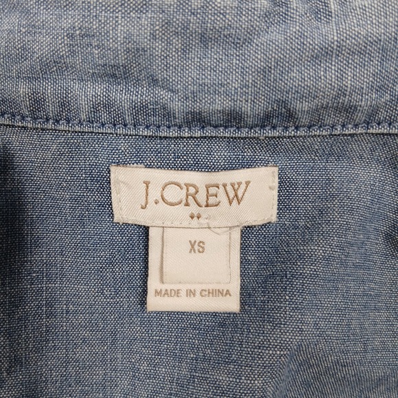 J.Crew Women's Chambray Button‎ Down Shirt XS Light Blue 100% Cotton - Picture 4 of 8